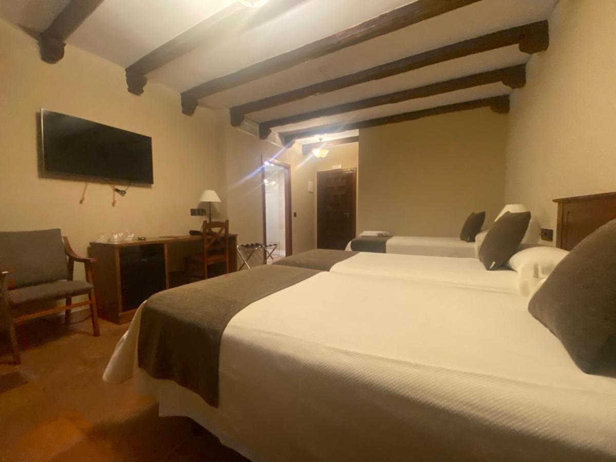 Hotel Rural El Lagar De Nemesio Perales de Tajuna Esterno foto